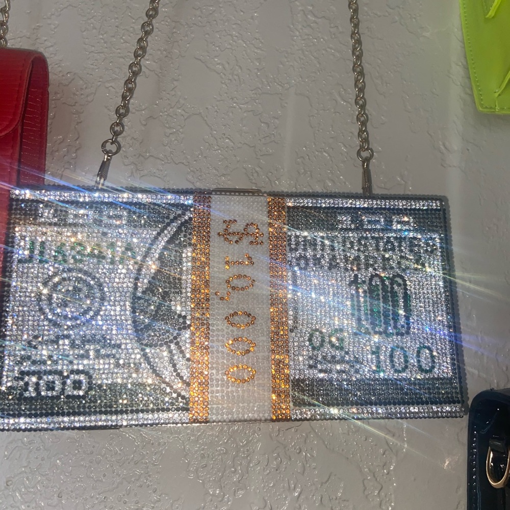Money handbag